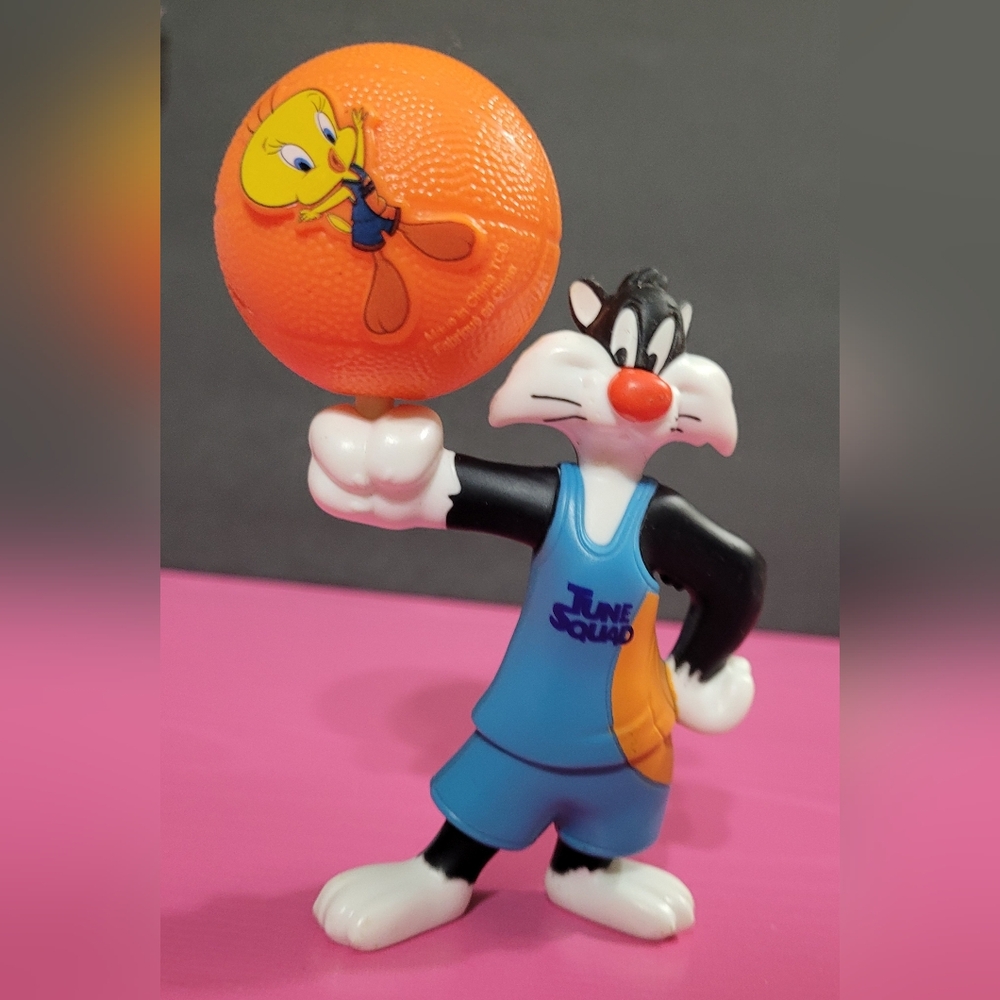 McDonald's Looney Tunes Space Jam A New Legacy Sylvester & Tweety Figurine 0287